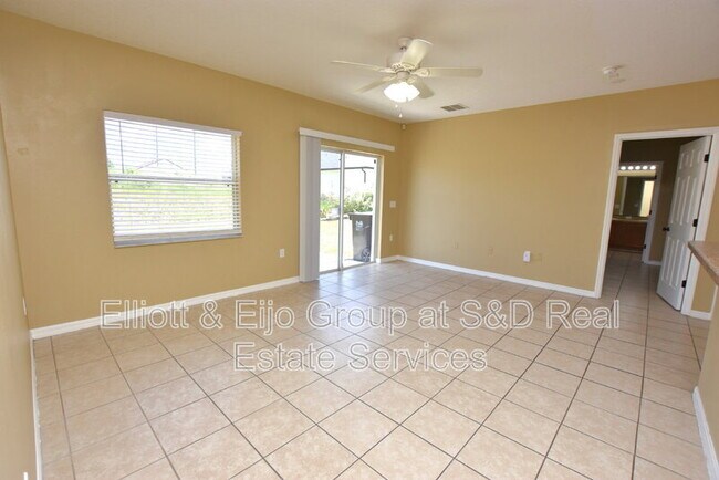 Building Photo - 982 Cumberland Dr