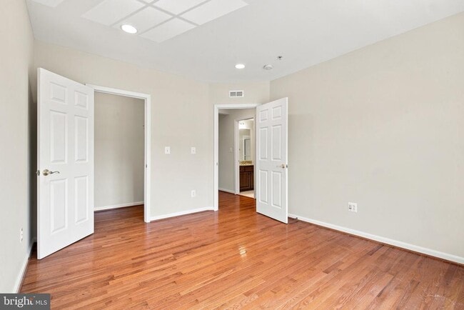 Building Photo - 4523 Whittemore Pl