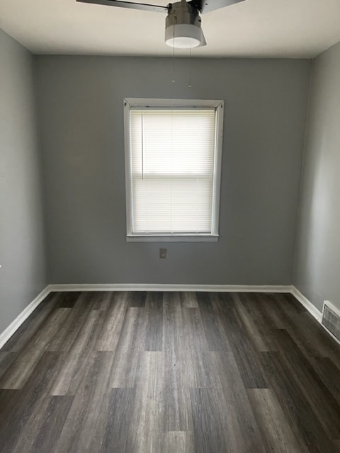 Building Photo - 4242 Tracy Ave