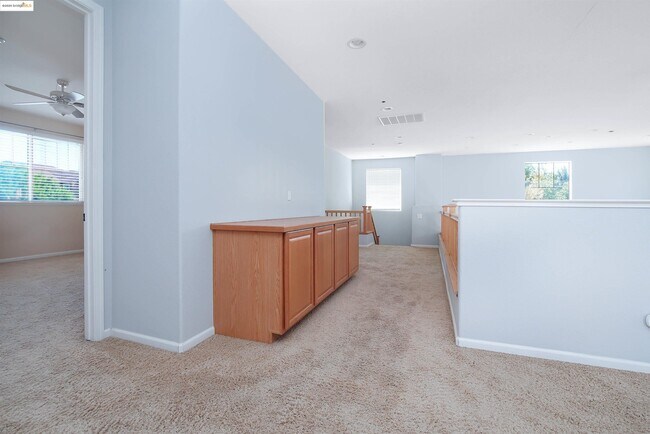 Building Photo - 2765 St Andrews Dr