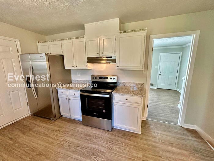 Building Photo - 280 Summer Pond Trail