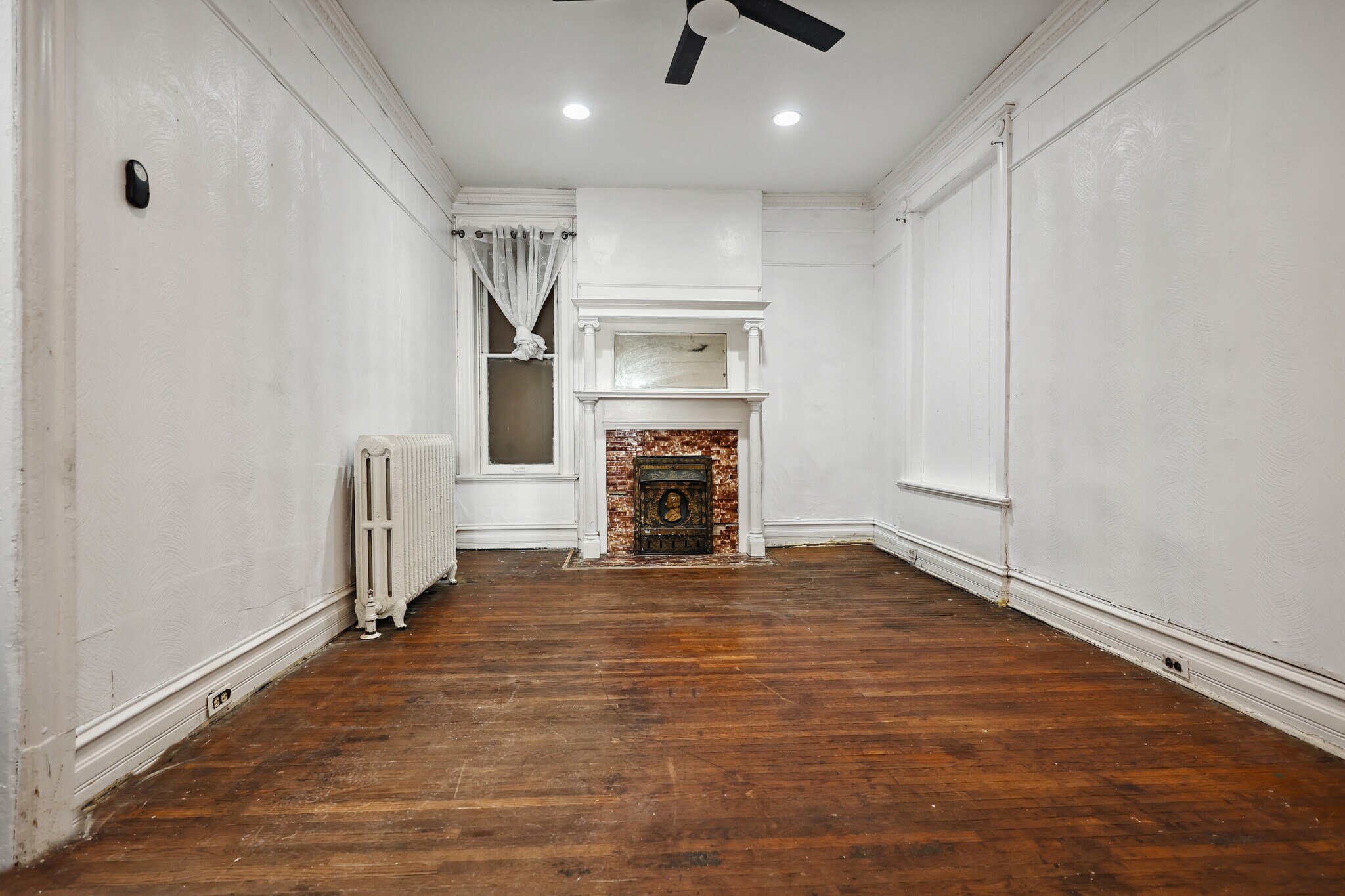 Building Photo - 5237 Enright Ave