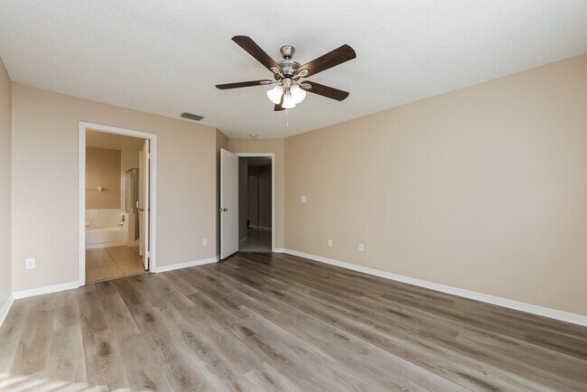 Building Photo - 1724 Elk Spring Dr