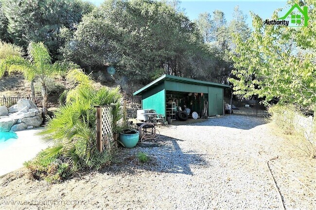 Building Photo - 14270 Quail Springs Rd