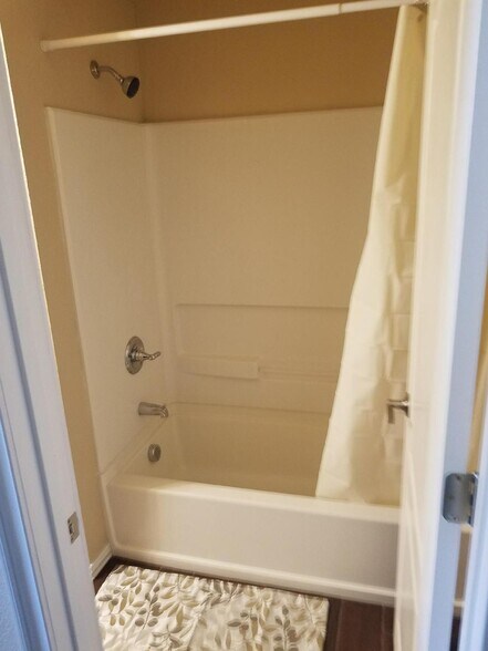 Building Photo - 236 N Saguaro Dr