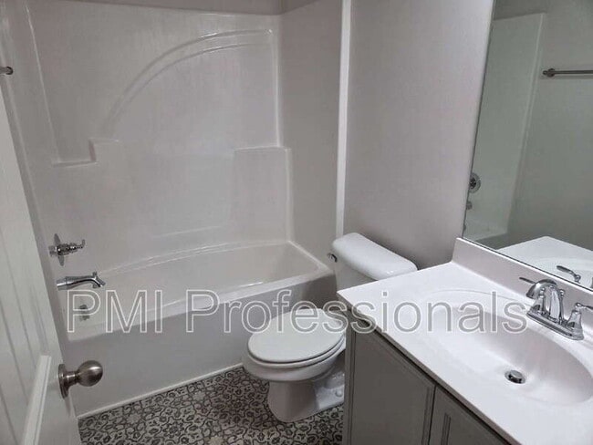 Building Photo - 1709 Calypso Dr