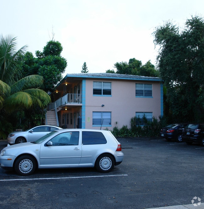 Primary Photo - 10-14 SE 9th Ave