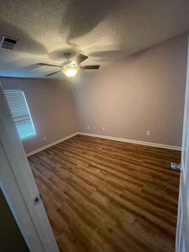 Building Photo - 5059 Mint Hill Ct