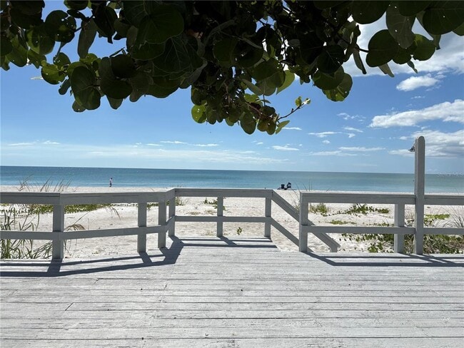 Building Photo - 2823 Gulf of Mexico Dr