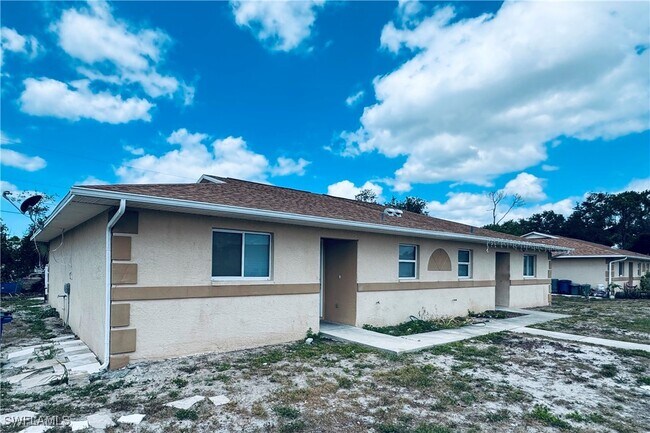Primary Photo - 17418 Dowling Dr