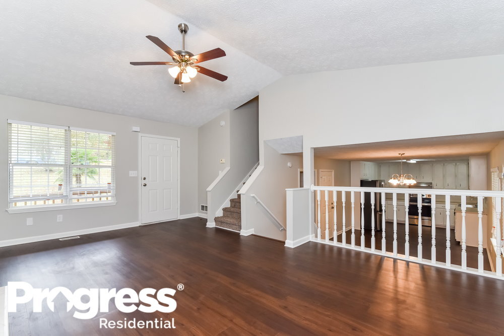 Building Photo - 300 Mephisto Cir
