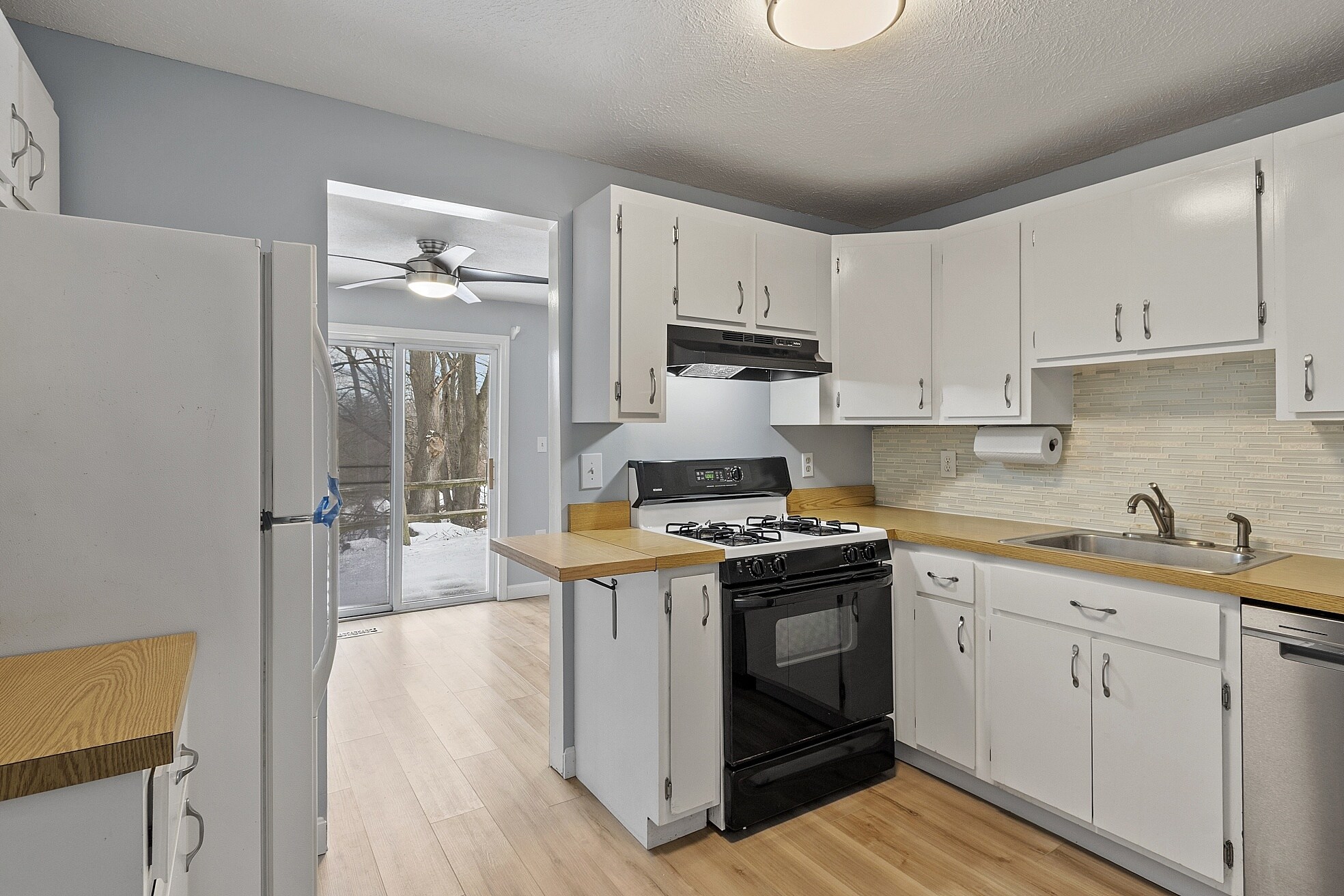 Building Photo - 73 Kennedy Dr