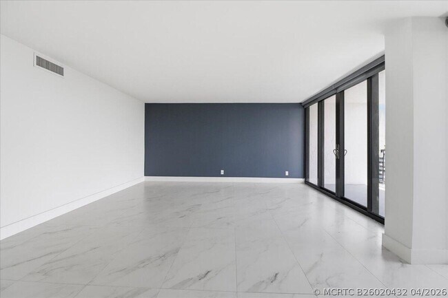 Building Photo - 936 Intracoastal Dr