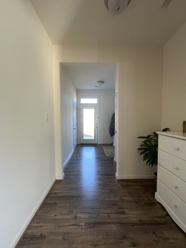 Building Photo - 4001 Tin Roof Way