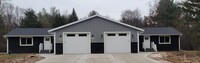 Building Photo - 8905 Holz Ln