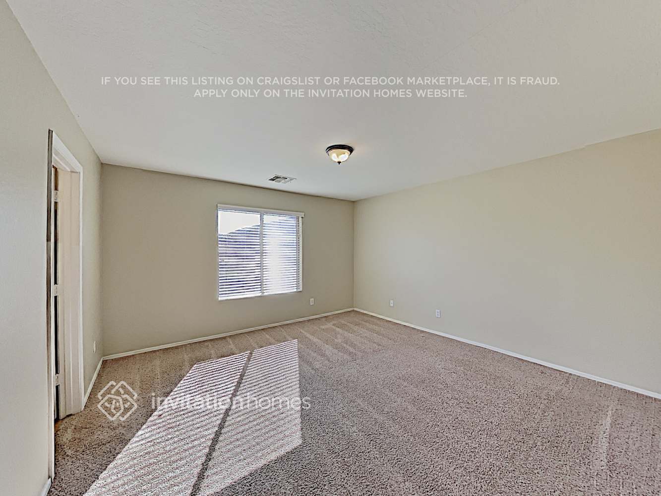 Building Photo - 16059 W Larkspur Dr