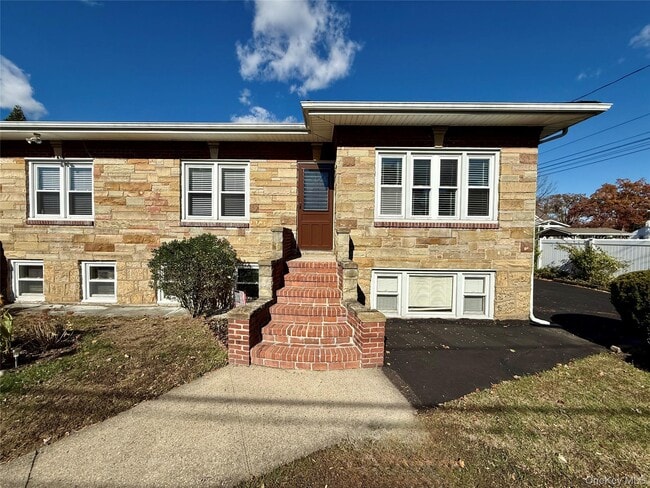 Primary Photo - 29 Smith St