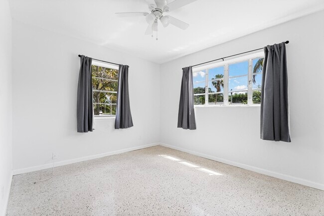 Building Photo - 331 Winters St