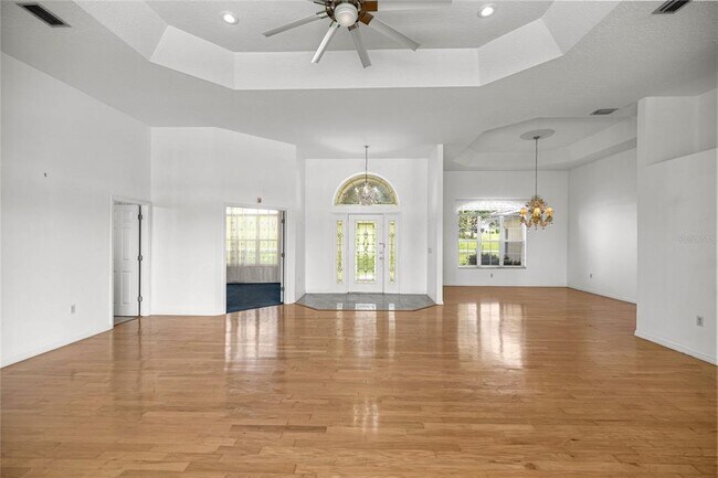 Building Photo - 482 W Fenway Dr
