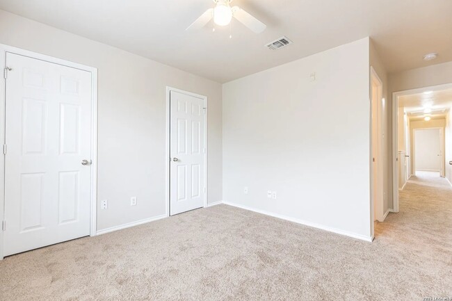 Building Photo - 10611 Mathom Landing