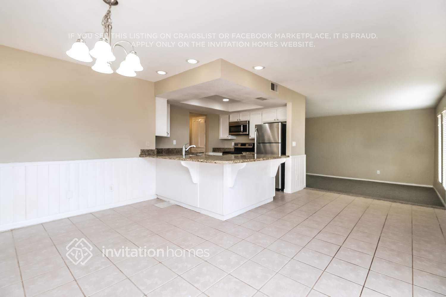 Building Photo - 331 S Cholla St