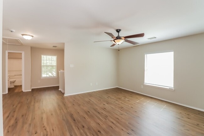 Building Photo - 7626 Village Mill Ln