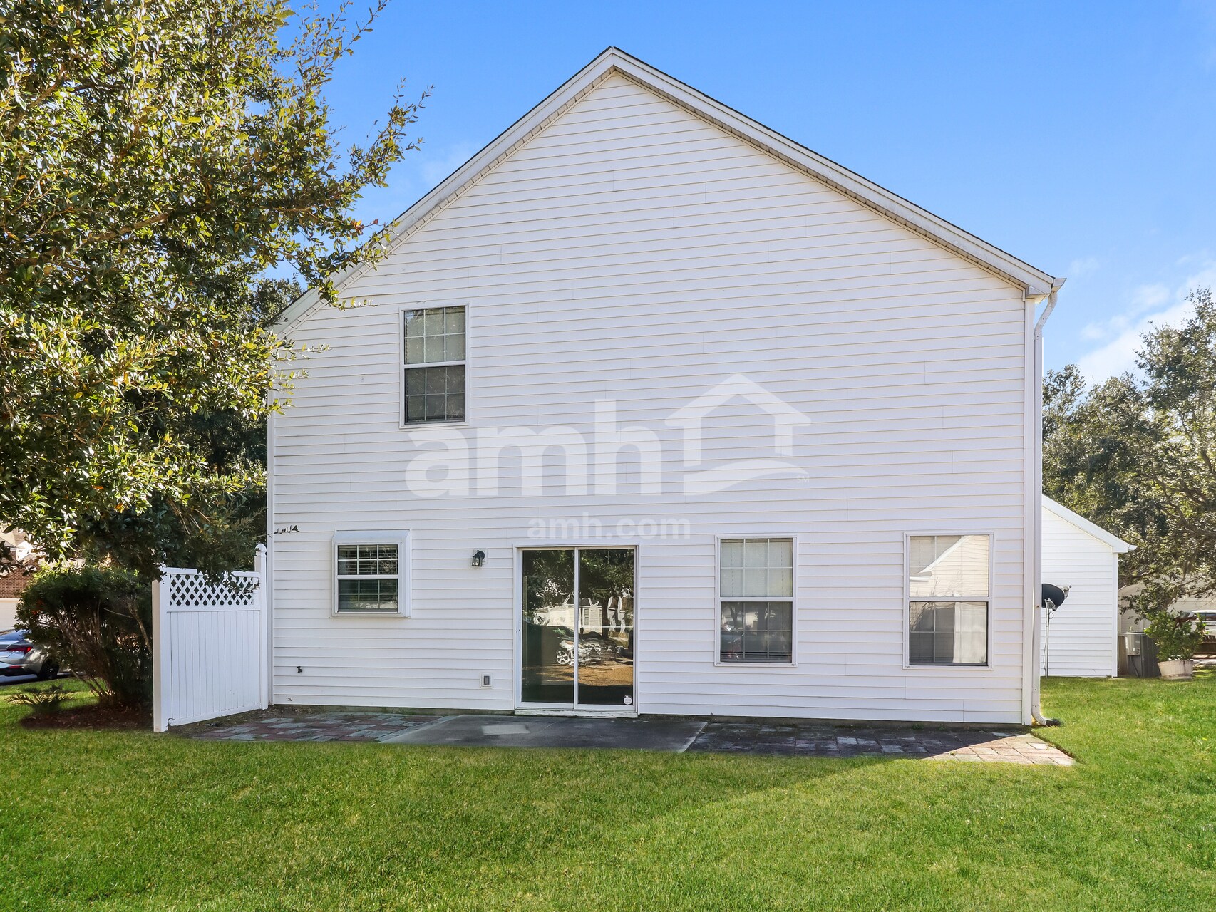 Building Photo - 194 Stoney Xing