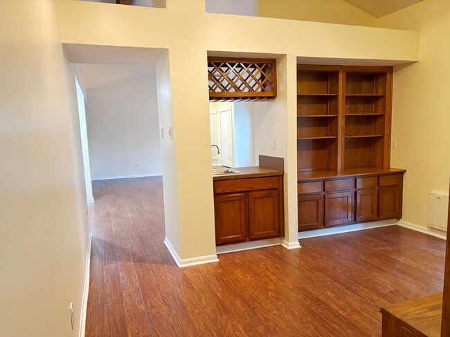 Building Photo - 16806 Ashmoor Way