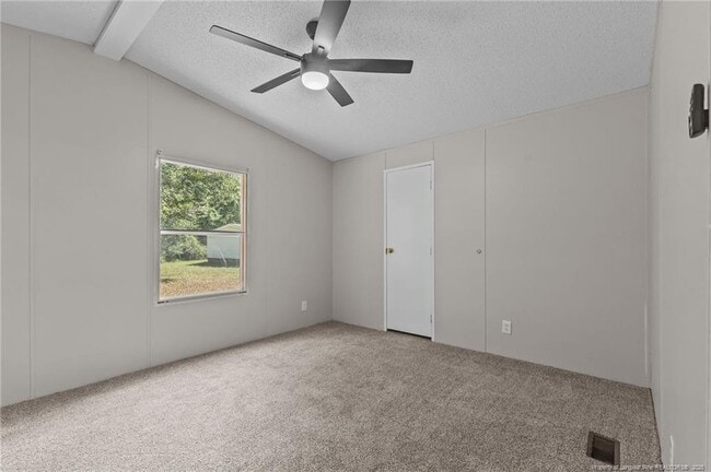 Building Photo - 97 Turf Dr