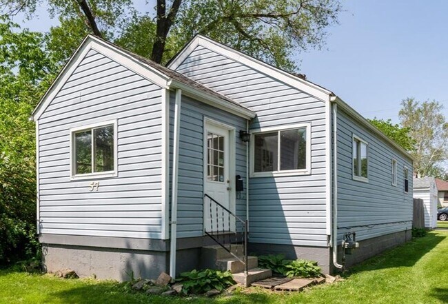 Building Photo - 57 Walbrook Ave