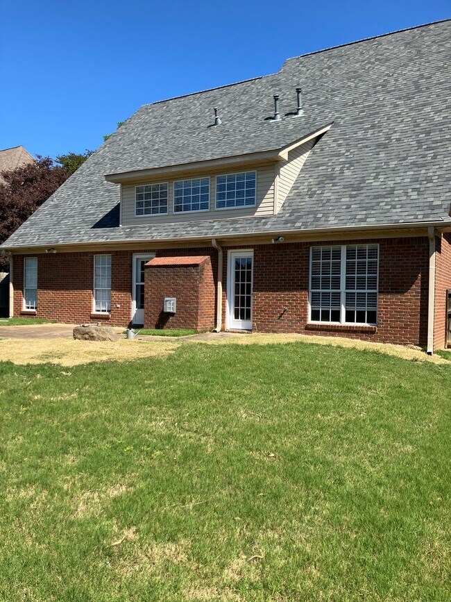 Building Photo - 103 Turtle Point Cove
