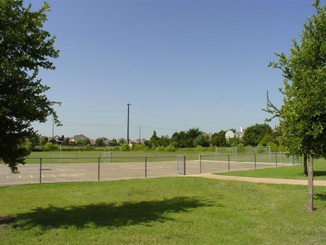 Building Photo - 317 Sycamore Dr