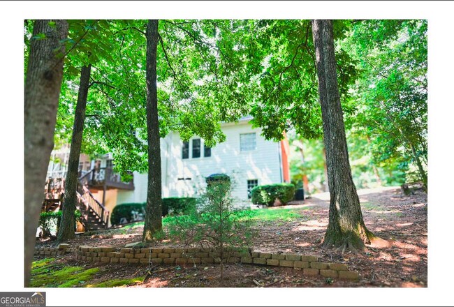 Building Photo - 3885 Waterford Dr