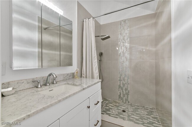 Building Photo - 79 Emerald Woods Dr