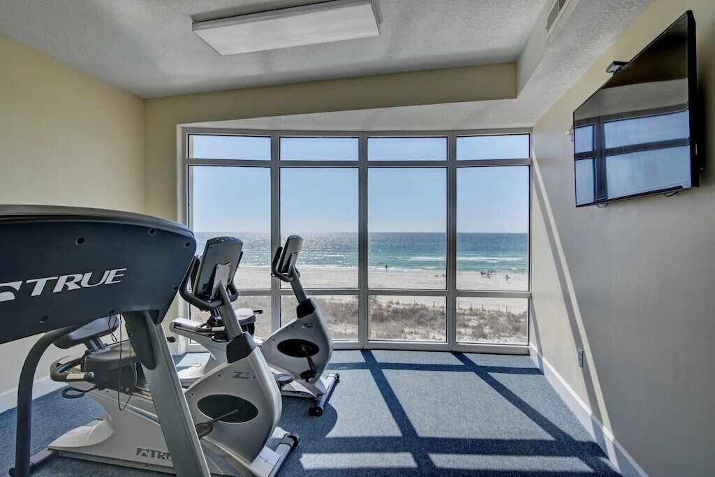 Building Photo - 10625 Front Beach Rd