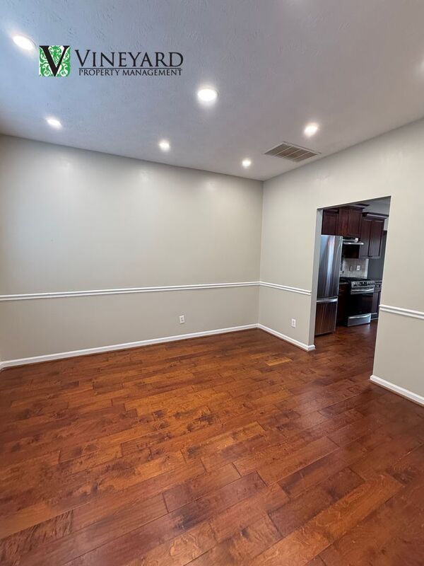 Building Photo - 9970 Lauren Hall Ct