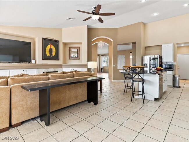 Building Photo - 2547 Serenity Hollow Dr