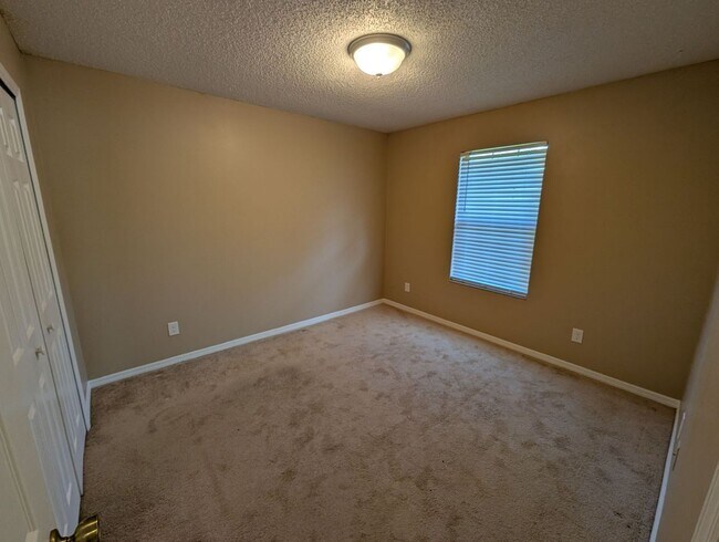Building Photo - Charming 3 bed, 2 bath St. Augustine Shore...
