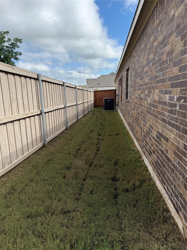 Building Photo - 202 Cibolo Crk Lp