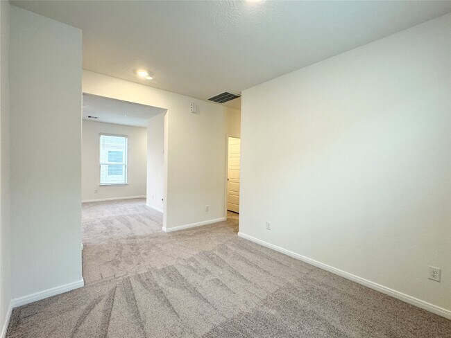 Building Photo - 3026 Dardanos Ln