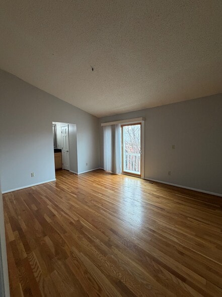 Building Photo - 1091 Harrison Ave