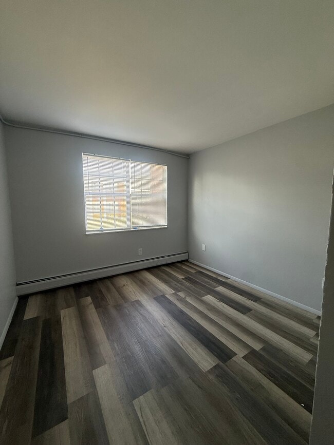 Building Photo - 2969 Four Towers Dr