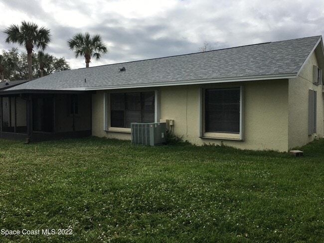 Building Photo - 3469 Cabbage Palm Ave