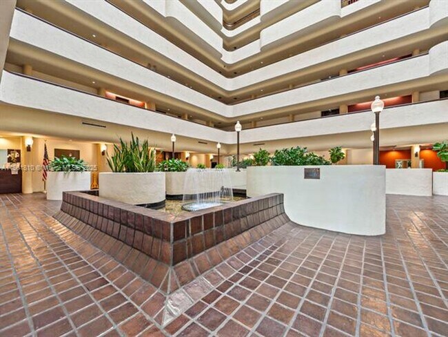 Building Photo - 600 Biltmore Way