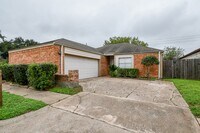 Building Photo - 11411 Pepperdine Ln