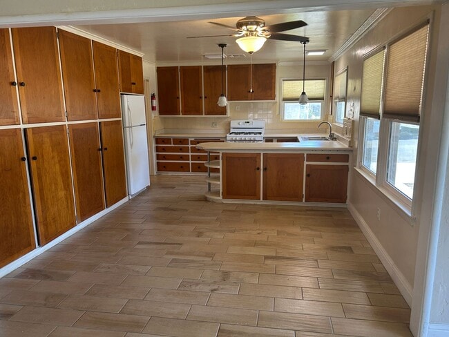 Primary Photo - Wow, ready for move in, large updated home...