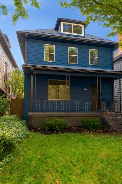Primary Photo - 239 E Mithoff St