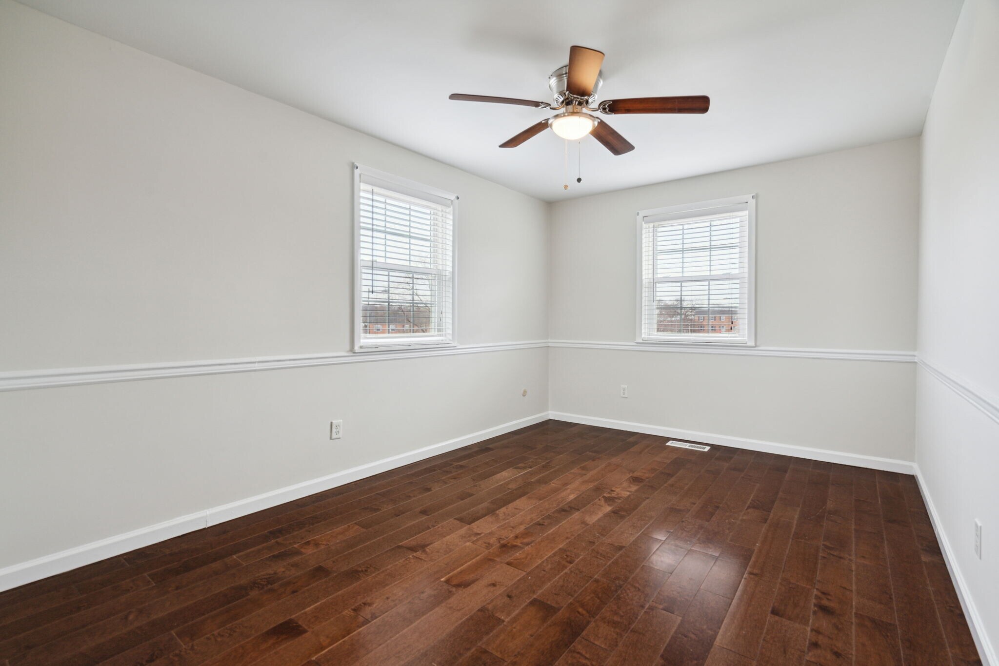 Bedroom 2 - 100 Rennard Ter