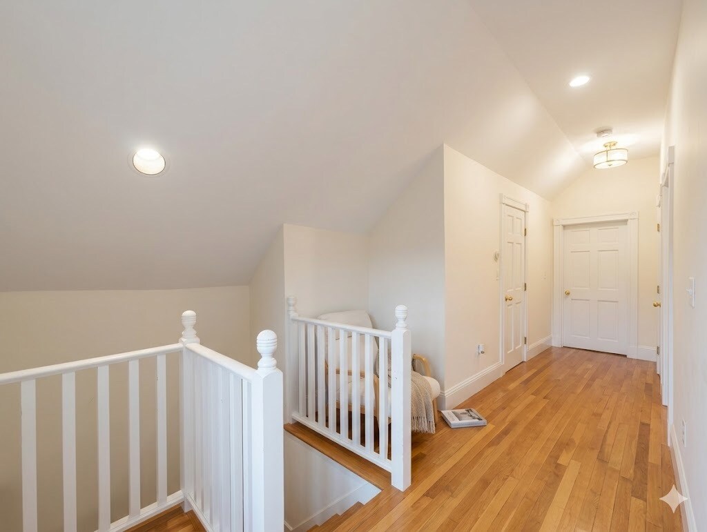 Building Photo - 207 Boston Ave