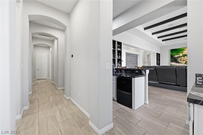 Building Photo - 3922 Jacob Lake Cir